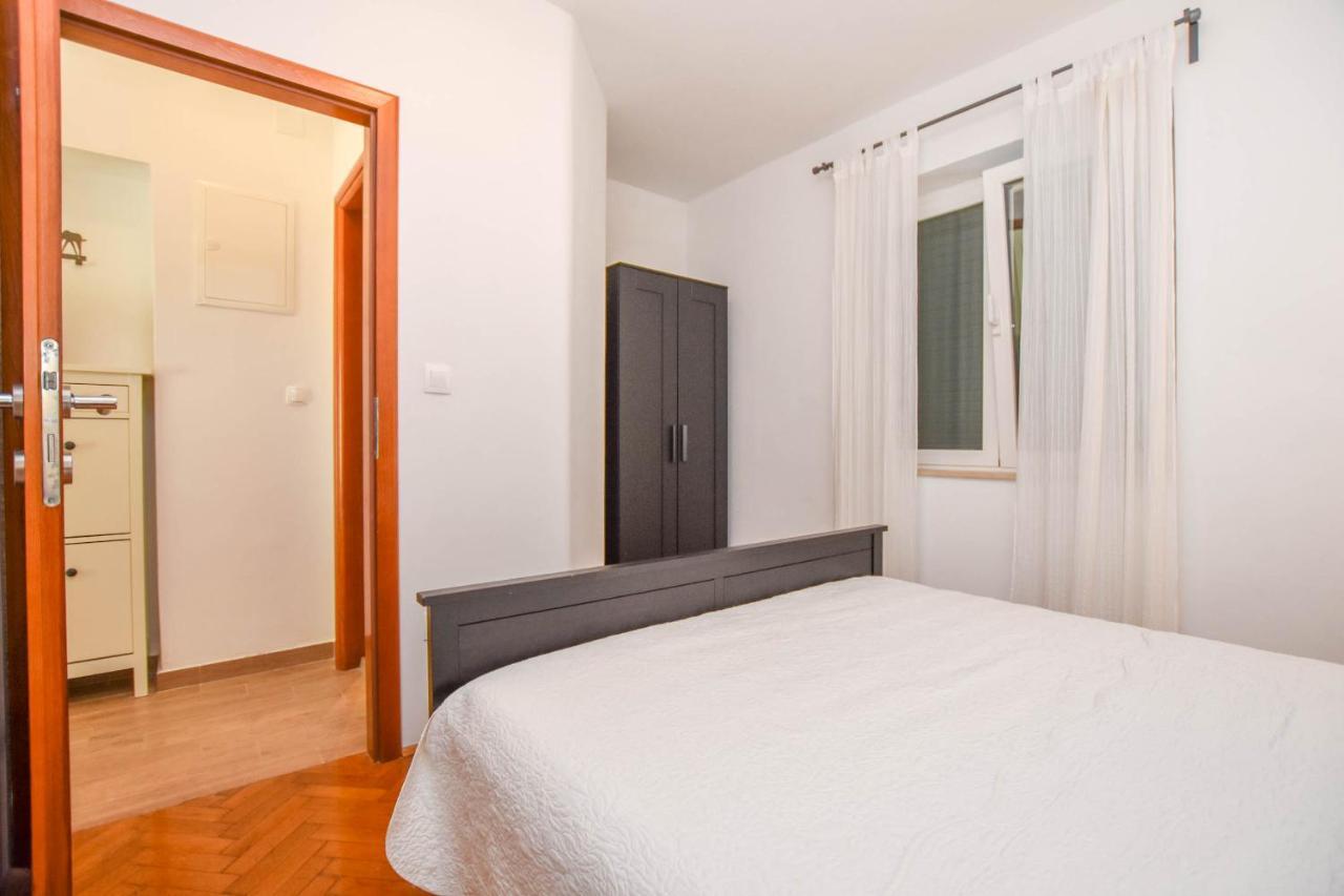 Apartmani Mara Pakostane Exterior photo